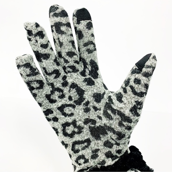 NWT Cuddl Duds 2-Pc Leopard Touchscreen Glove & Headband Set • Cozy Gift - Picture 11 of 16